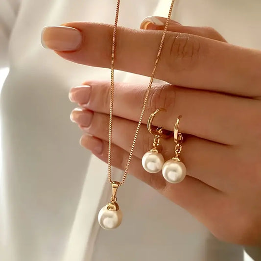 Elegante Graceful Parel Ketting Set
