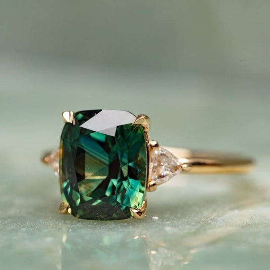 Vintage-Geïnspireerd Groene Edelstenen Ring | Goud