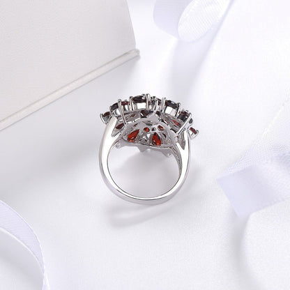 Scarlet Petal Ring | Goud